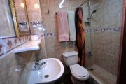 Bath shower accommodation cuba