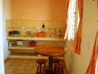Private accommodation in Cuba: kitchenette